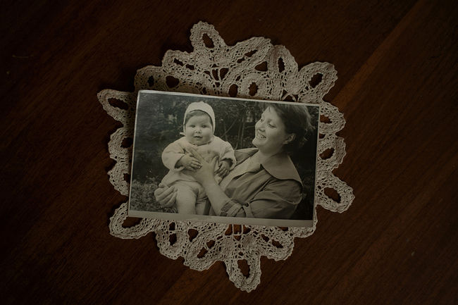 raisa mikhaylova. umbilical cord. Svetlana with her mum