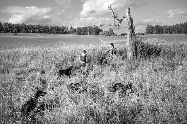 raisa mikhaylova. tanya and her kids. Без названия